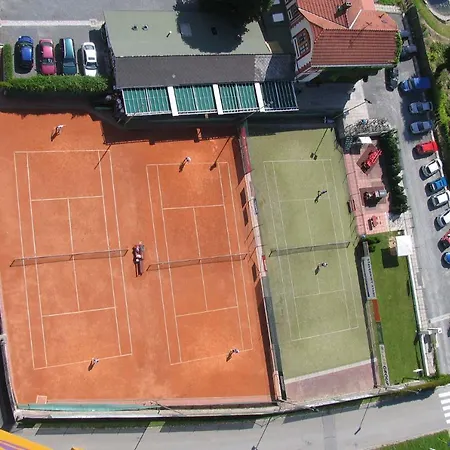 Stara Strelnice ゲストハウス 4*